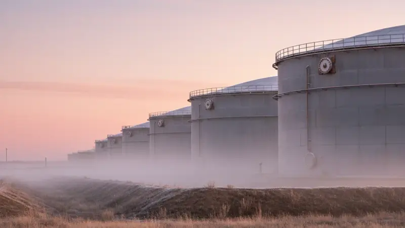 Canadian crude discount narrows as Middle East conflict boosts heavy oil demand - FieldNews