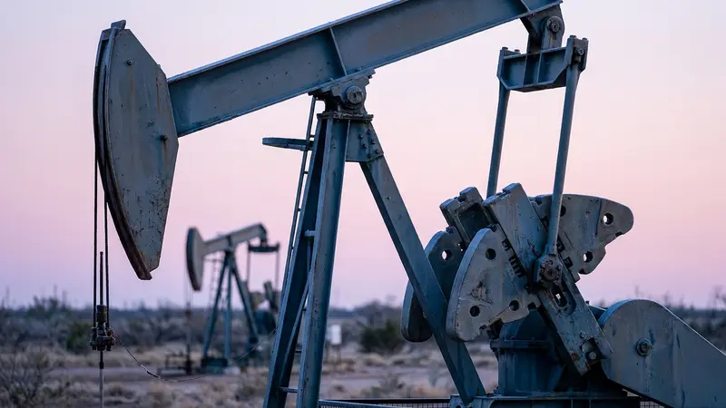 Texas Upstream Sector Added 1,800 Jobs in March, Job Postings Surge 7% - FieldNews