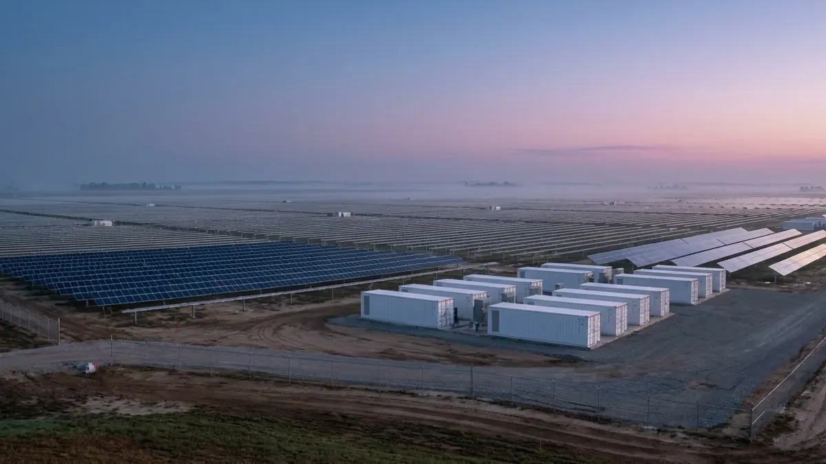 Editorial image: Massive solar farm at dawn - $3.5B Solar-Plus-Storage Project Closes Financing in Arkansas — 2.45 GW Build-Out Ahead