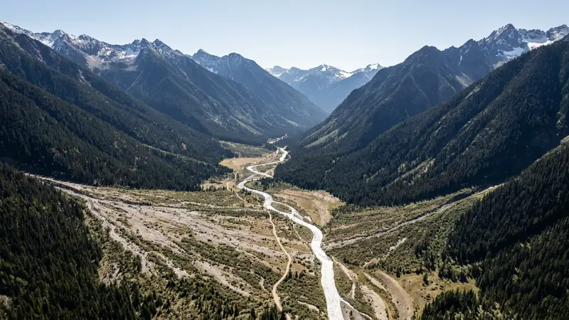 Alberta Energy Minister Confirms Fortune 500 Talks to Finance 1 Million Bbl/d Pacific Pipeline - FieldNews