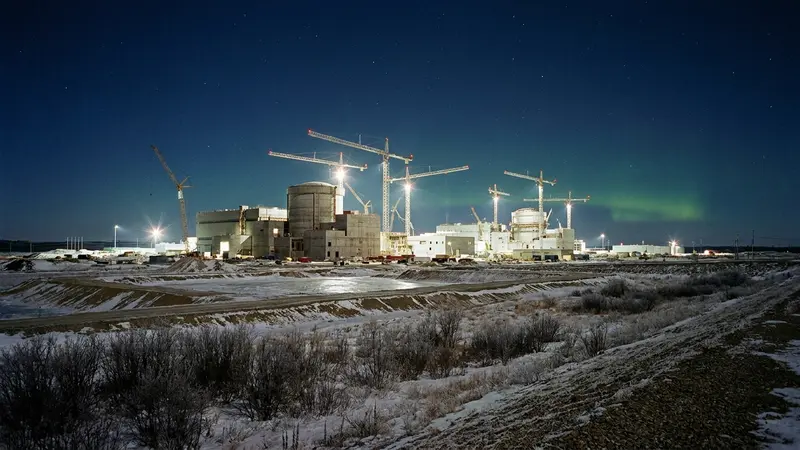 Canada Plans Up to 10 New Nuclear Reactors in $100 Billion-Plus Build Program - FieldNews