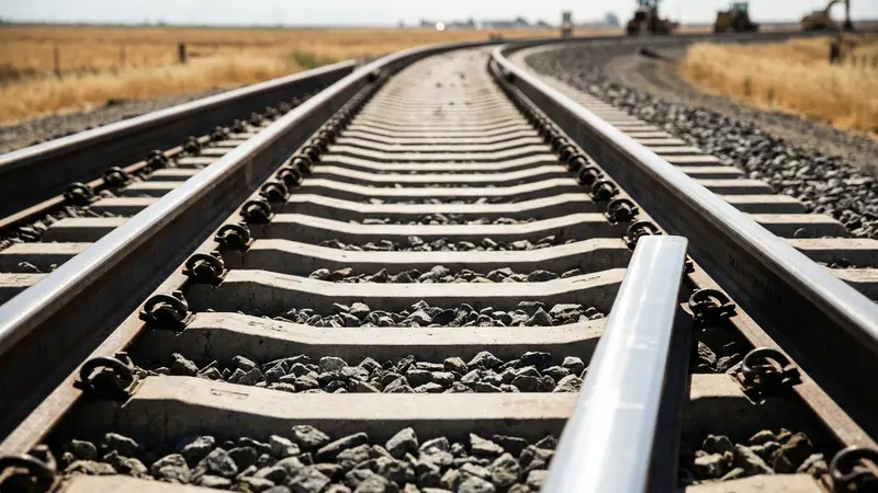 Kiewit-Led JV Lands $3.5B California High-Speed Rail Track Contract - FieldNews