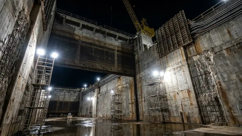 Navy Breaks $10B Bremerton Dry Dock Rebuild into Four Bid Packages - FieldNews