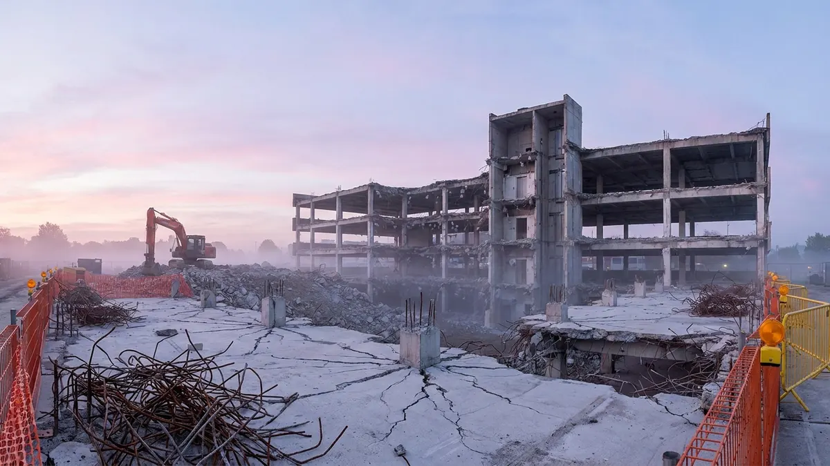 Editorial image: Dawn concrete collapse investigation - NIST Findings Reveal Surfside Collapse Began Weeks Before Failure, Cite Design and Construction Deficiencies