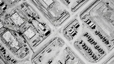 Editorial image: Aerial mixed-progress construction site - Q1 2026 Earnings Mixed for Major US Contractors: Granite Climbs, Fluor Slips, Tutor Perini Eyes Blowout Year