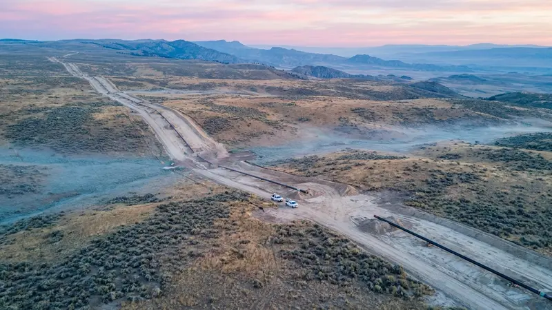 South Bow and Bridger Plan New Oil Pipeline from Wyoming to Cushing, Completing Three-Leg Alberta-to-Hub Corridor - FieldNews