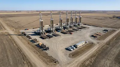 Editorial image: Aerial view of six rigs consolidated - AKITA Adds Six Rigs, Enters Multi-Year Utilization Deal with Paramount