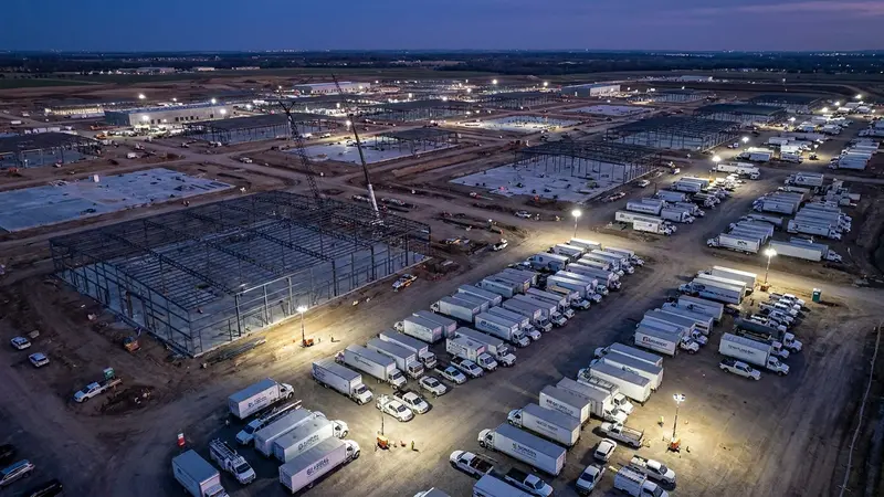 Hyperscale Data Center Boom Tests Contractor Safety Systems at Scale - FieldNews