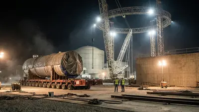 Editorial image: Nighttime ring crane nuclear steam generator move - Mammoet Returns to Bruce Power for Unit 4 Steam Generator Exchange